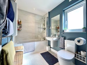 Family Bathroom- click for photo gallery